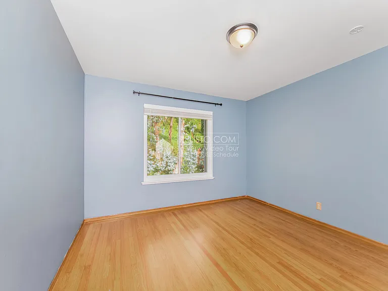 37 Crestmont Dr — Photo 15