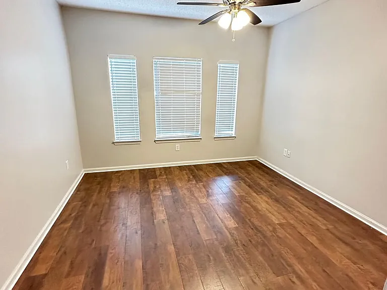 12017 Villanova Dr #109 — Photo 10