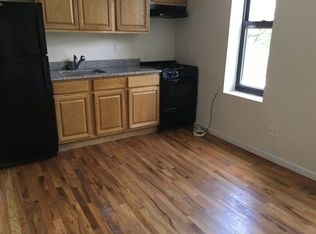 2815 24th Ave APT 18, Astoria, NY 11102