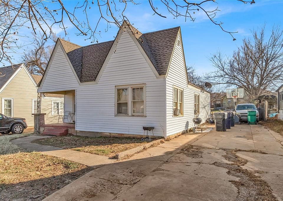 1st image of 532 SW 35th St