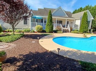 8 Persimmon Ln, Harbeson, DE 19951