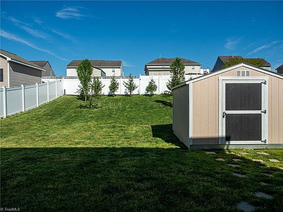 2nd image of 4411 Gray Wolf Way