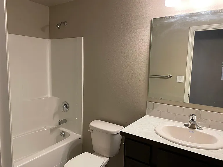 2920 Castle Rock Blvd — Photo 6