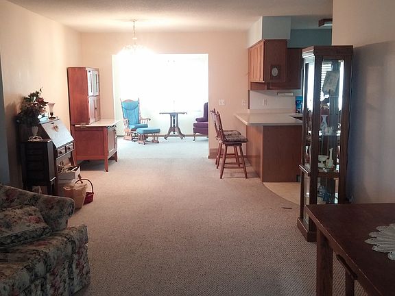 3rd image of 312 11th Ave NE