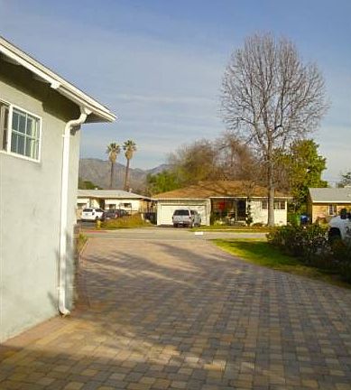 Stone driveway