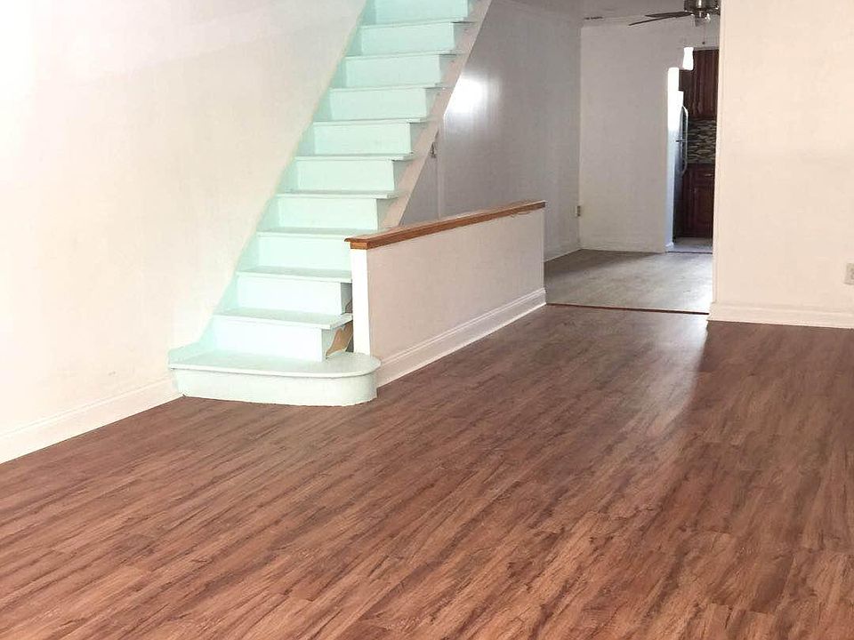 1st image of 2643 S 10th St