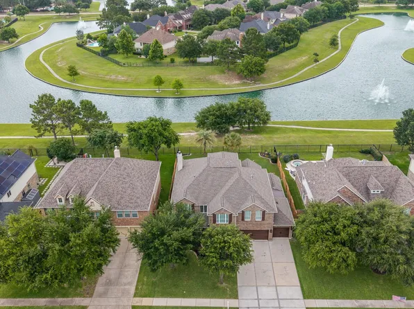 27227 Windy Grove Ln, Cypress, TX 77433