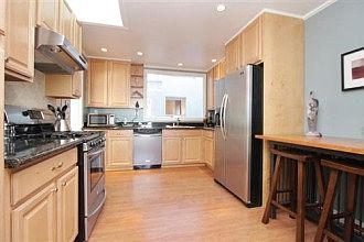 4th image of 1879 26th Ave