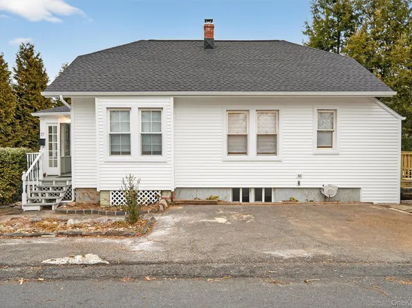 27 Algernon St, Cornwall, NY 12518