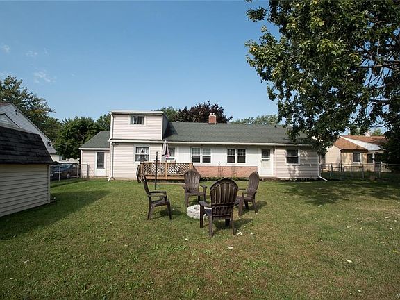 4th image of 17-19 Starcrest Dr