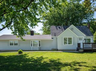 1890 N Reed Station Rd, Carbondale, IL 62901