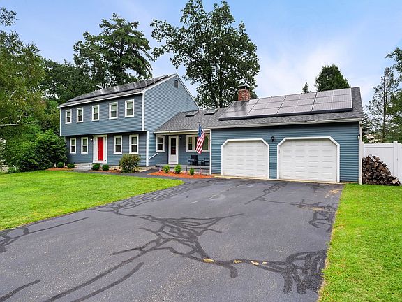 3rd image of 4 Tuckerwood Court
