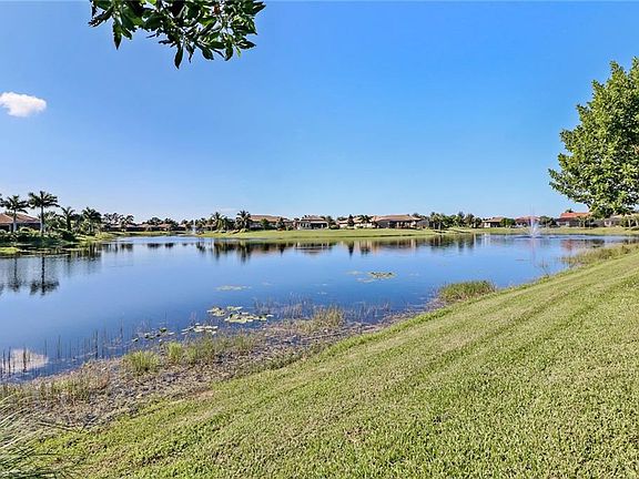 3rd image of 28425 San Amaro Dr