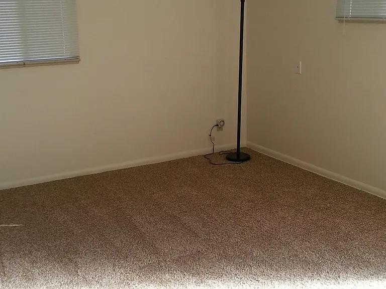 33 Skyline Dr — Photo 12