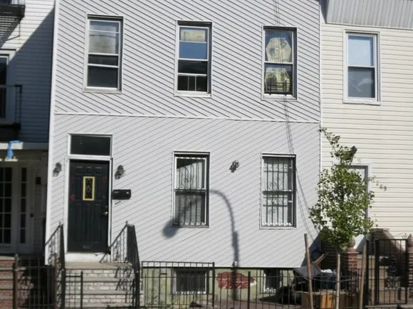 1267 Saint Marks Ave, Brooklyn, NY 11213