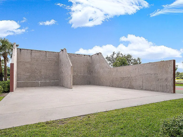 206 Congressional Way #206 — Photo 37