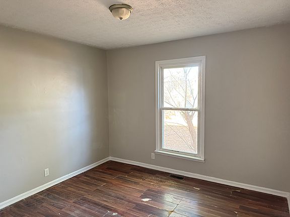 5th image of 50 Grant Ave