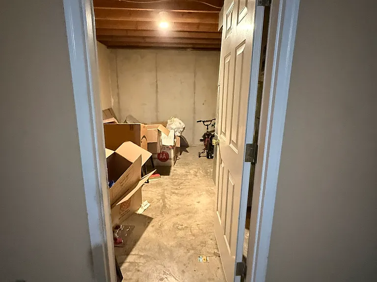 4202 Flora Ave #4200 — Photo 12