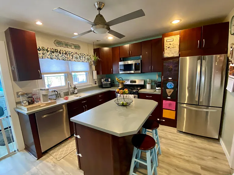 533 S Walnut Ave — Photo 7