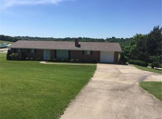 1650 W 5th St, Washington, MO 63090