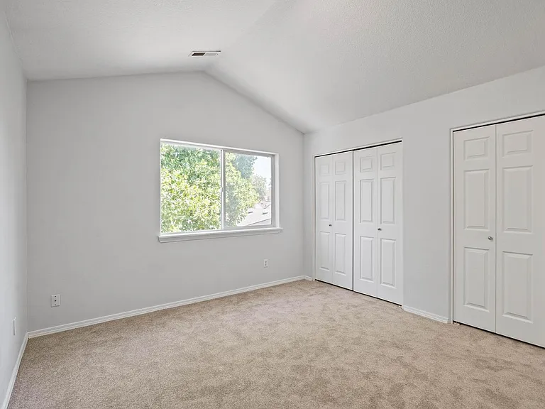 8526 N Haven Ave — Photo 22