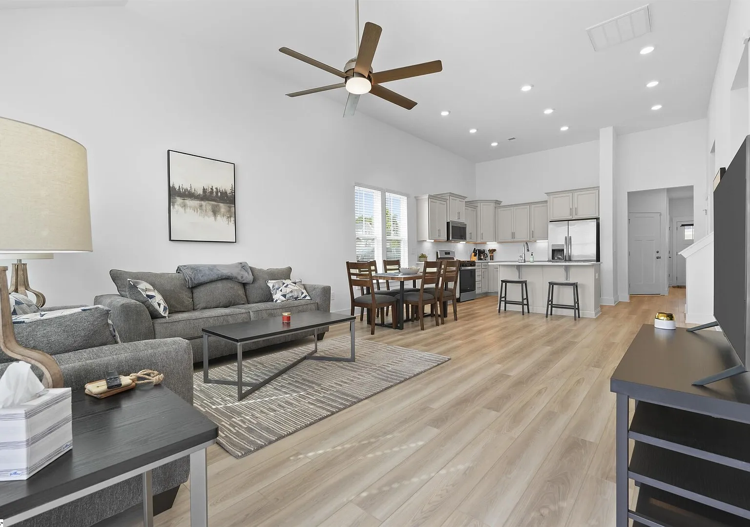 Amazing Townhome in Greenville — Photo 4