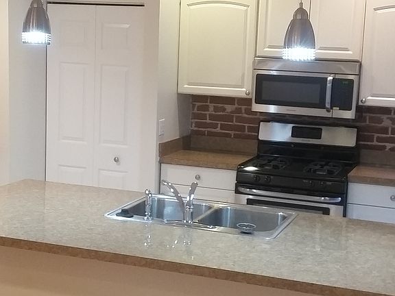 5th image of 4942 W Pine Blvd APT 2W