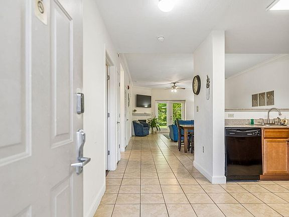 2nd image of 124 Plaza Dr #5106