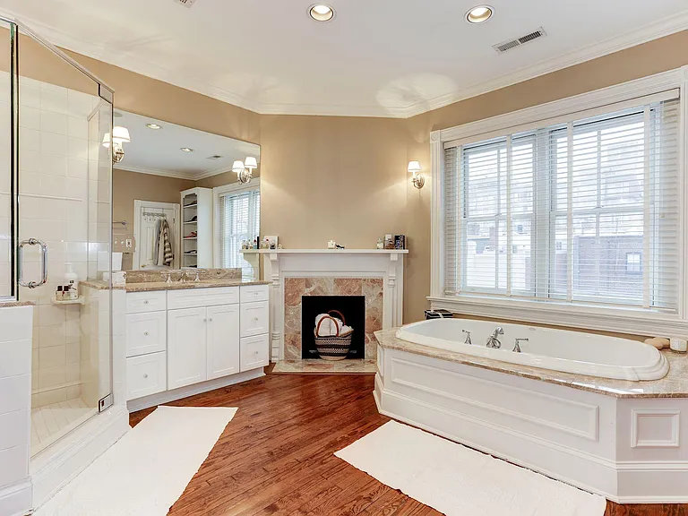 2022 Hillyer Pl NW — Photo 39