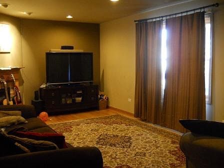 2nd image of 3193 Village Green Dr