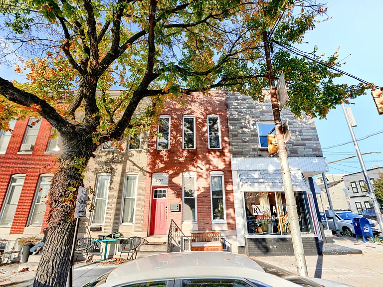 1440 E Fort Ave — Photo 2