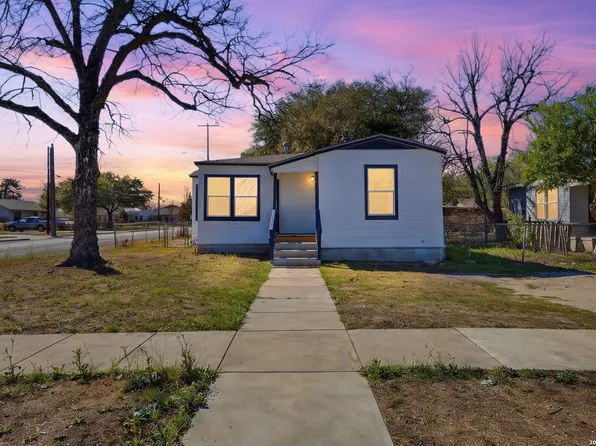 863 Cavalier, San Antonio, TX 78225