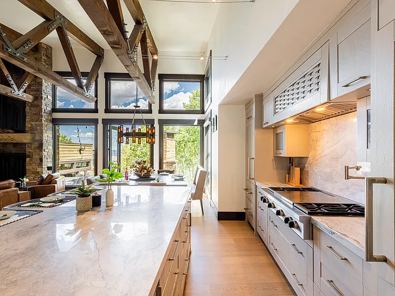 Aerie Dr — Photo 10