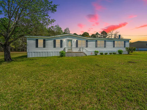 102 Whetsell St, Reevesville, SC 29471