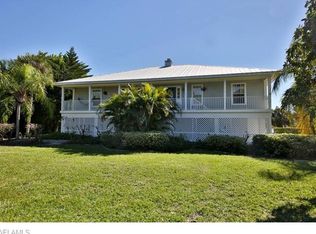 577 Lake Murex Cir, Sanibel, FL 33957