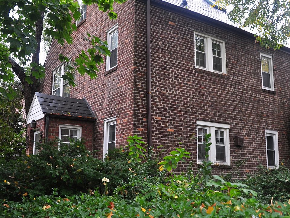 1st image of 3958 47th St
