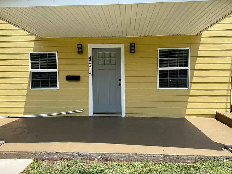408 Blackford St #A — Photo 8
