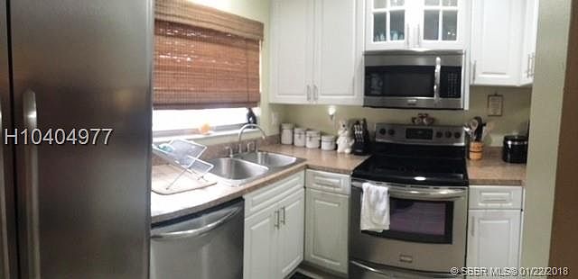 1st image of 21393 NE 8th Ct APT 1