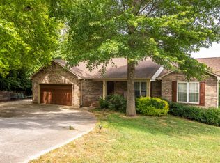 992 Dunkirk Dr, Maryville, TN 37801
