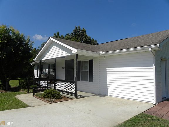 4th image of 186 Tyler Dr