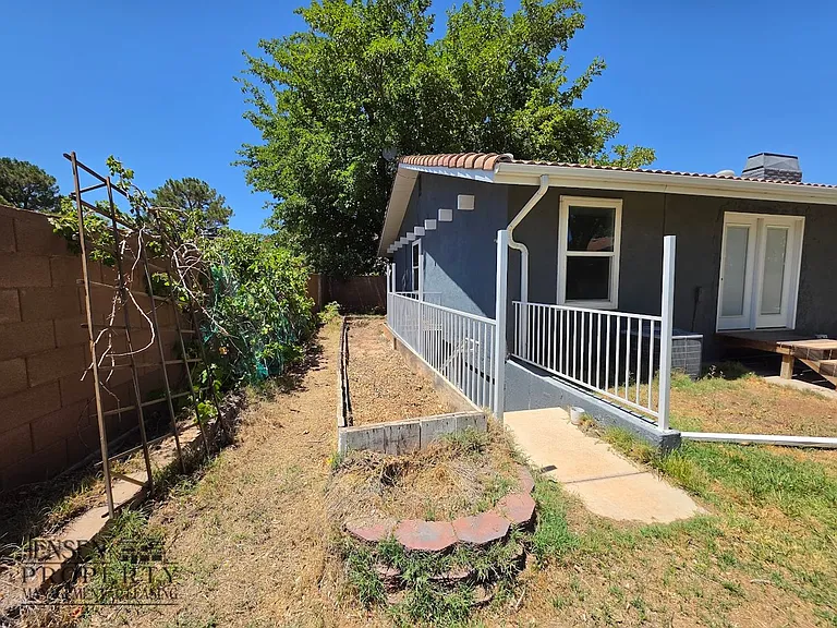 1151 W Wesley Powell Dr — Photo 50