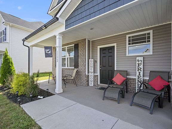 2nd image of 1132 Black Oak Cir