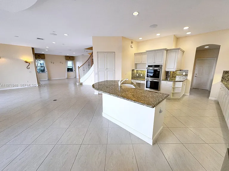 5028 SW 170th Ave — Photo 24