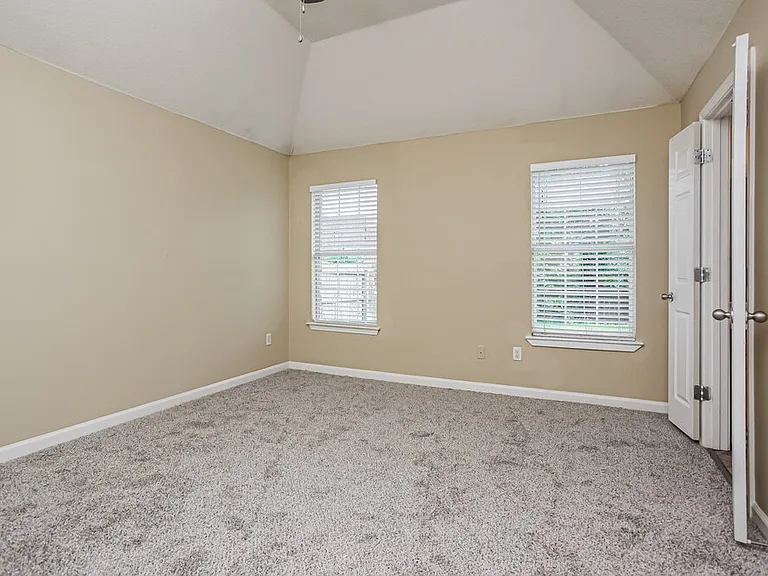 7851 Fallstone Rd — Photo 8