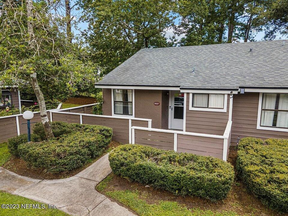 1st image of 8327 WESTOVER Court