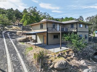 2914 W 10th St, The Dalles, OR 97058