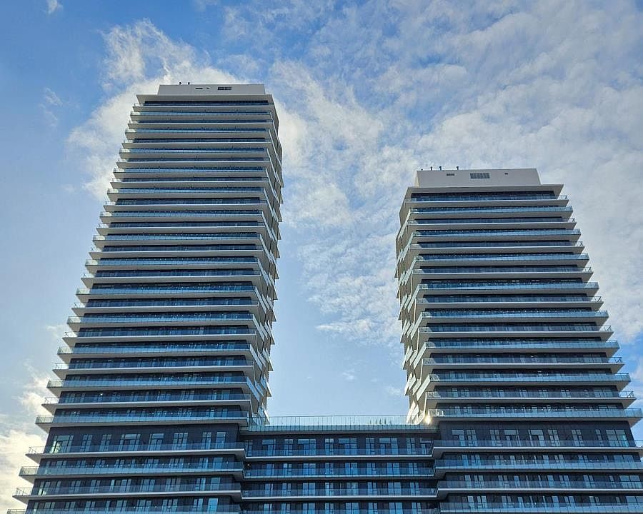 1st image of 15 Skyridge Dr #502