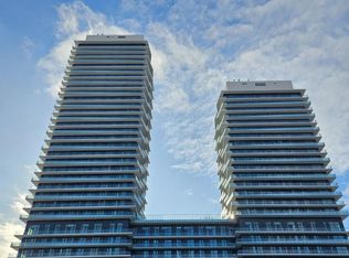 15 Skyridge Dr #502, Brampton, ON L6P 4N9