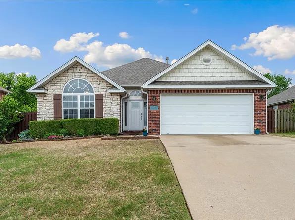741 Golden Meadow Ave, Springdale, AR 72764