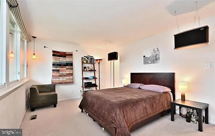 2212 S Randolph St #1 — Photo 16